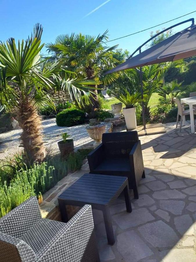Chez Michel Et Michele Hotel Calan Bagian luar foto